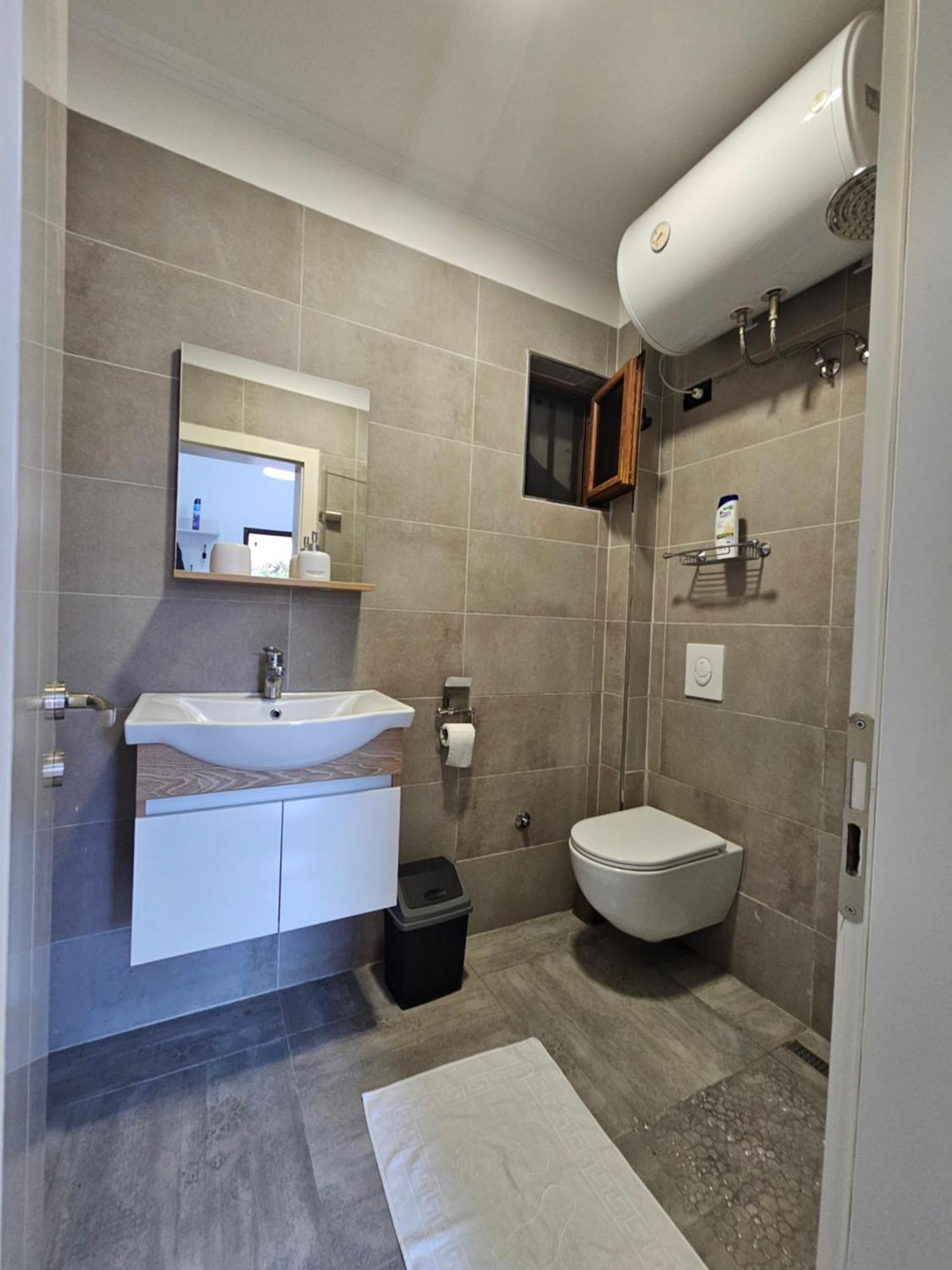 Apartamento Wanderlust Tirana 2 Exterior foto