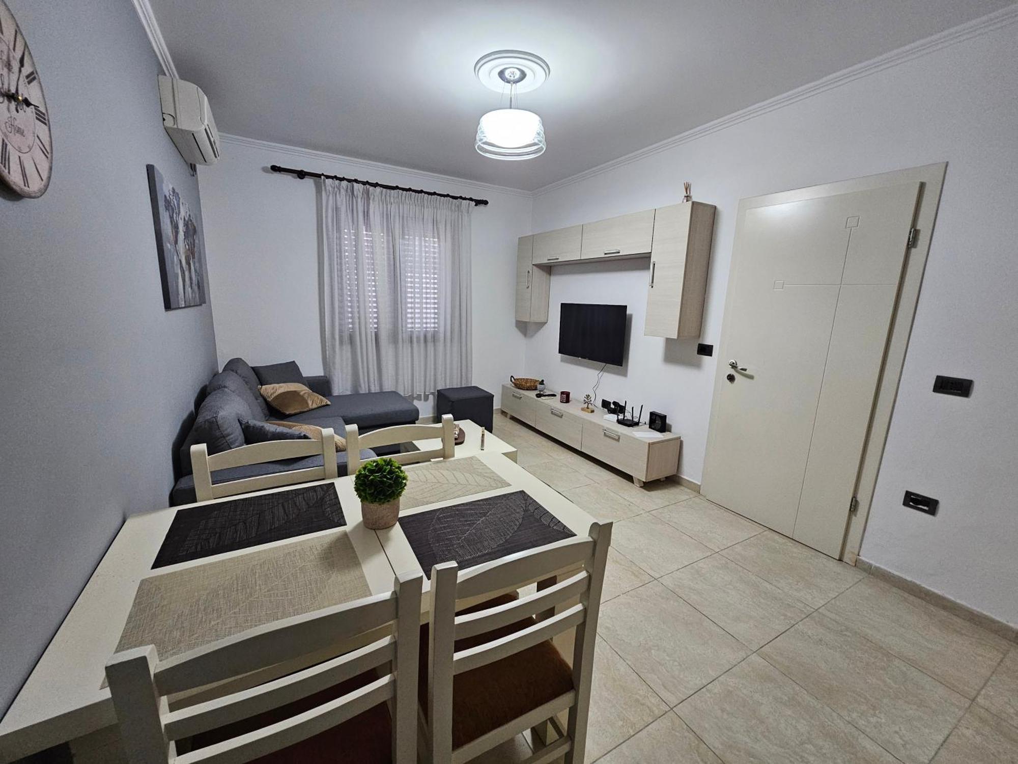 Apartamento Wanderlust Tirana 2 Exterior foto